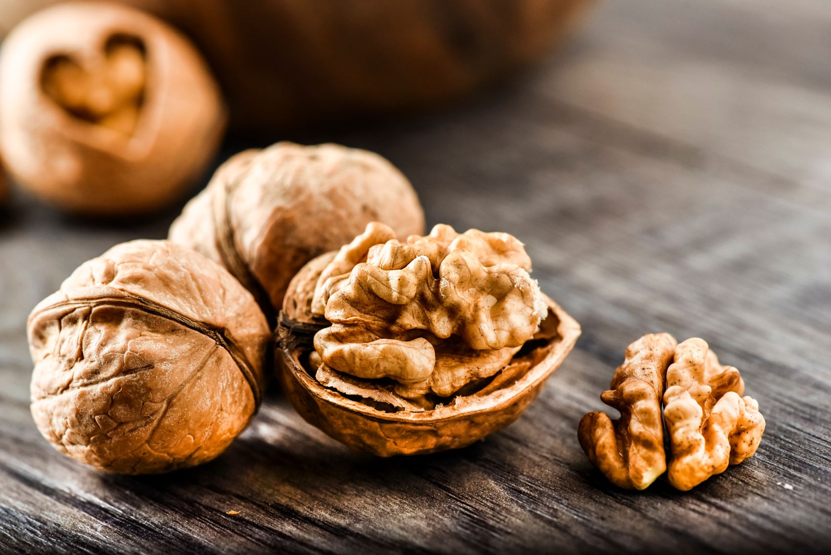 Why eat walnuts?